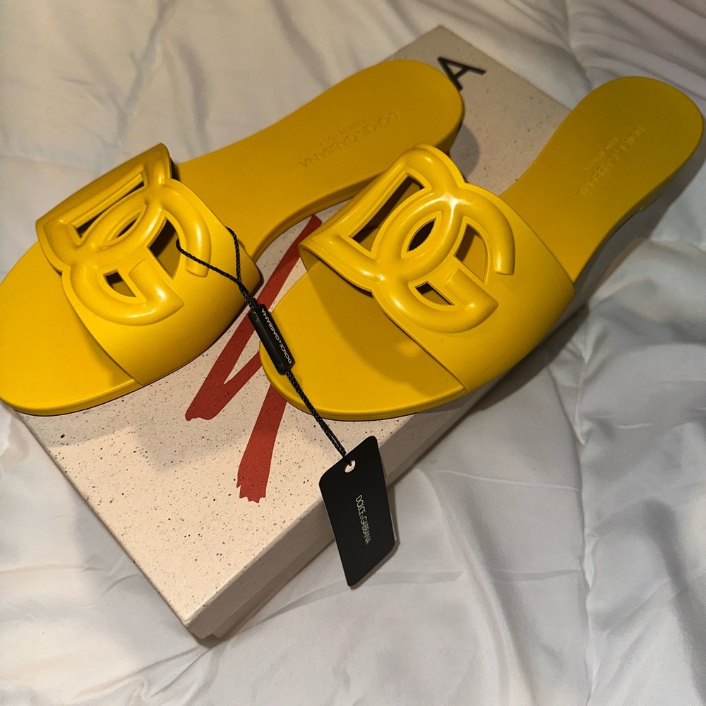 Dolce & Gabbana Bright Yellow Logo Sandals